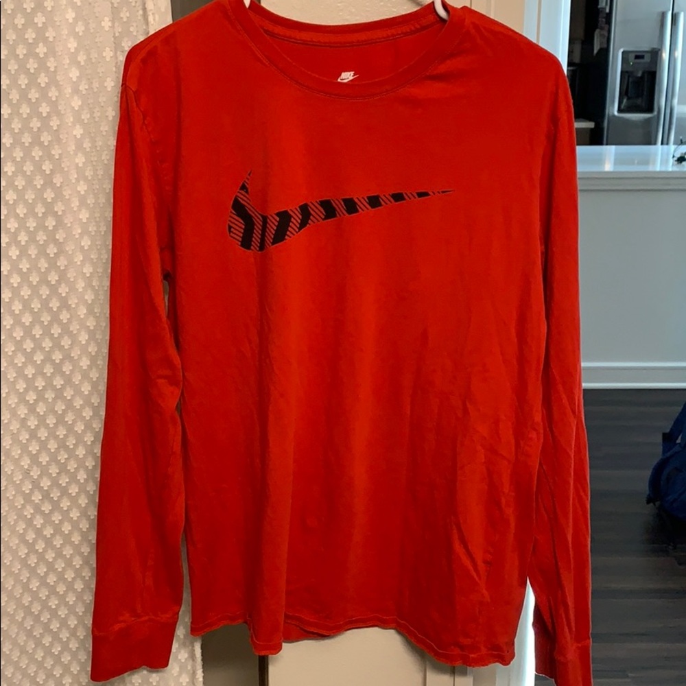 Nike long sleeve shirt